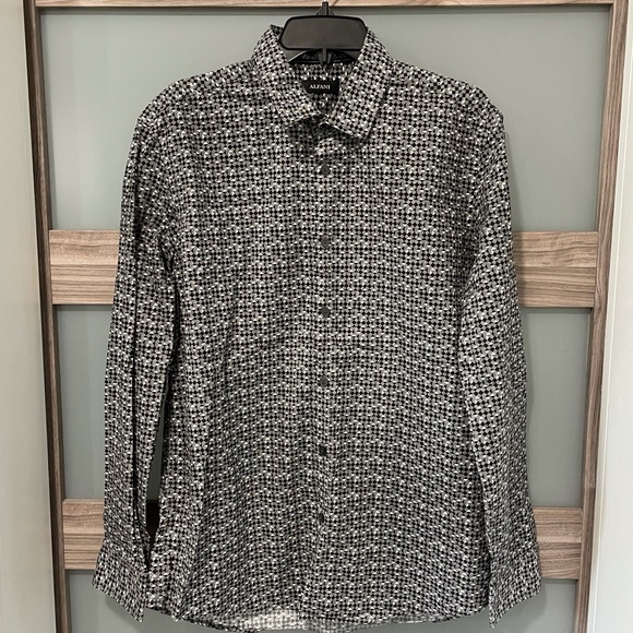 ALFANI button down shirt - Picture 1 of 3